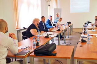 Przygotowanie do rozpoczęcia roku szkolnego 2020/2021. Spotkanie u starosty