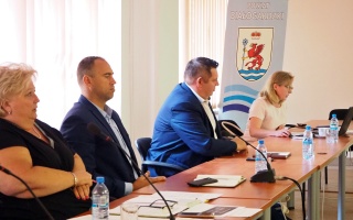 Przygotowanie do rozpoczęcia roku szkolnego 2020/2021. Spotkanie u starosty