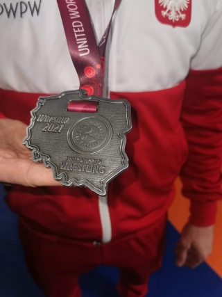 Srebrny medal mistrzostw Europy w zapasach dla Krzysztofa Bieńkowskiego z AKS Białogard