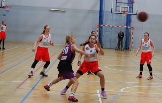 MKS KOSZ Białogard vs TS Basket Gniezno 66:72