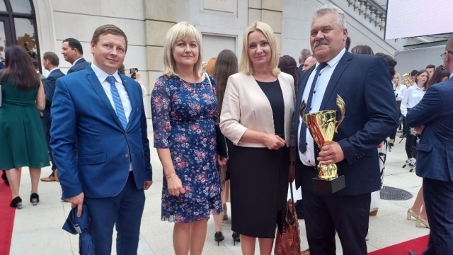 Małżeństwo z Tychowa nagrodzone przez prezydenta Andrzeja Dudę w prestiżowym konkursie AgroLiga 2020