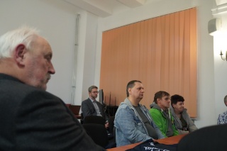 Spotkanie dla osób rozpracowywanych i prezentacja poświęcona katalogowi osób rozpracowywanych w Starostwie Powiatowym w Białogardzie