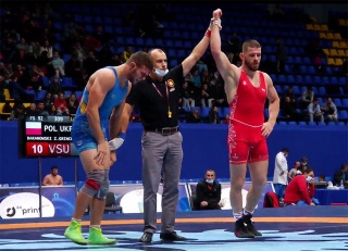 KYIV OPEN WRESTLING CUP 2020. Złoty medal Zbigniewa Baranowskiego z AKS Białogard