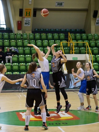 Ogólnopolski Turniej koszykówki KASPER CUP GIRLS U17 w Inowrocławiu