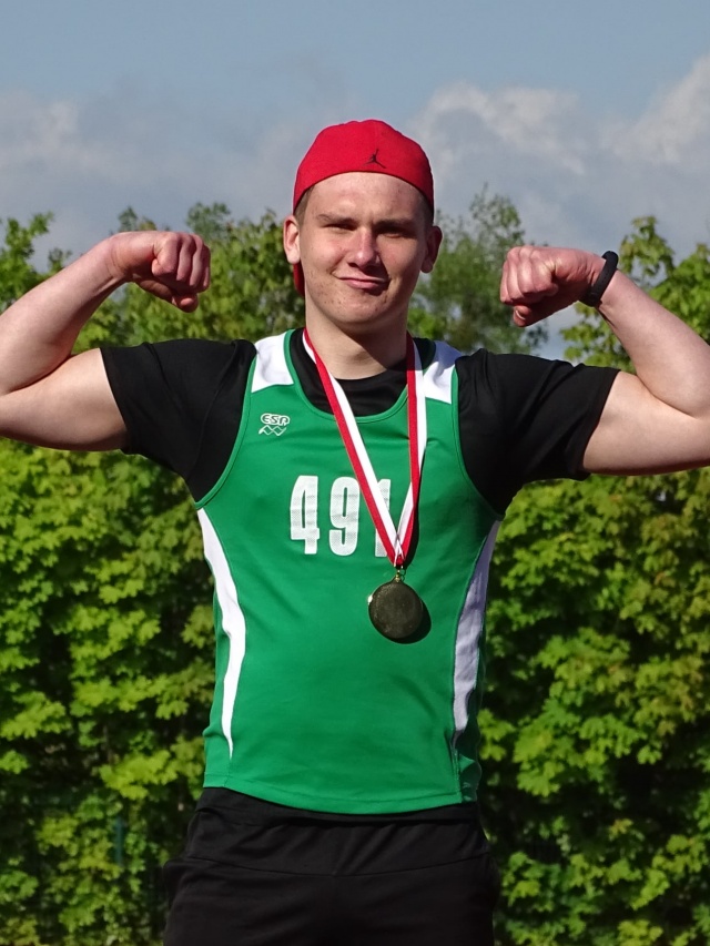 Juniorzy ULKS Tychowo z medalami