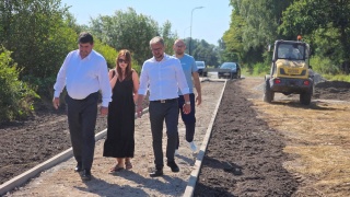 Budowa ścieżki rowerowej, inwestycja Powiatu Białogardzkiego | sierpień 2025