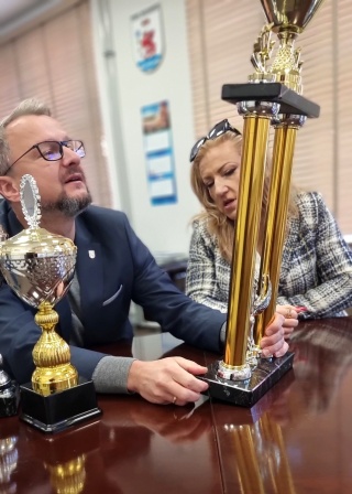 Spotkanie starosty Pawła Wiśniewskiego z kulturystką Anną Sobolewską-Kucharską | 29.09.2025